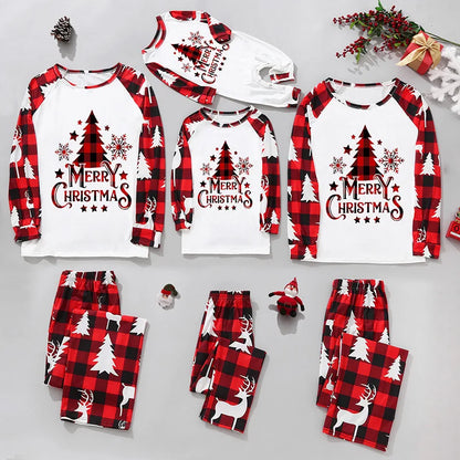 New Christmas Family Matching Outfits Pajamas Set Comfortable Cute Family Look Mom Dad Kids Xmas Set Boy Girl Casual Sleepwear