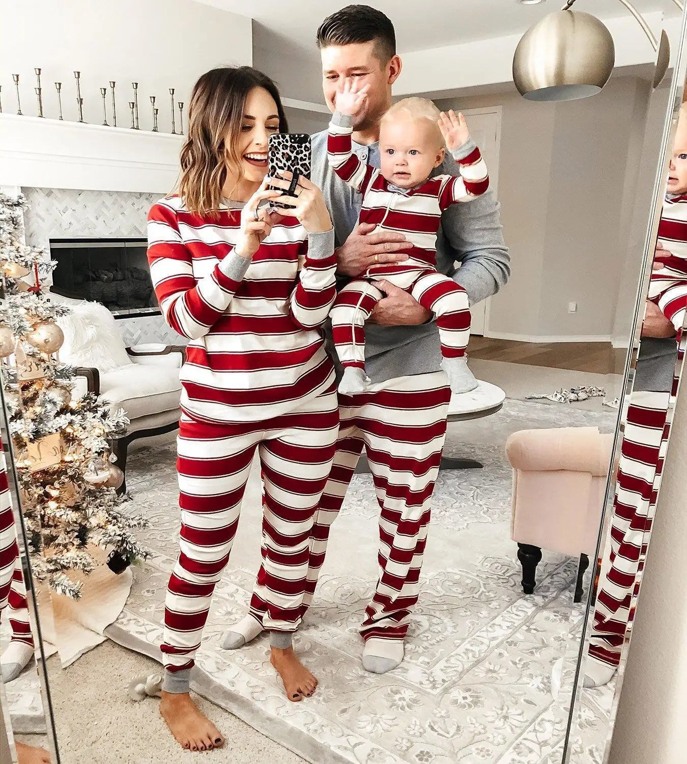 Winter Family Christmas Pajamas Set Striped Print Mom Daughter Dad Son Baby Matching Clothes Soft Loose Sleepwear Xmas Look